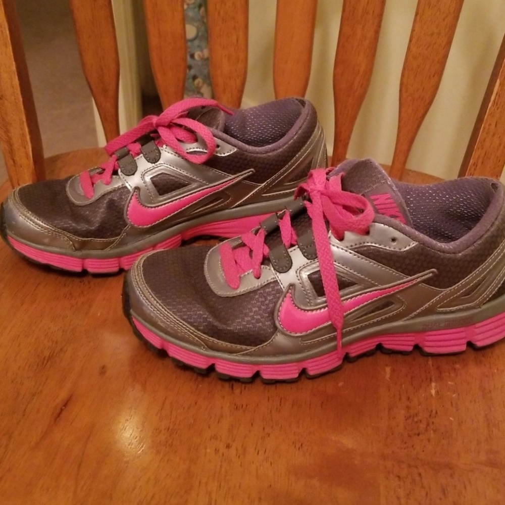 Nike Dual Fusion ST
